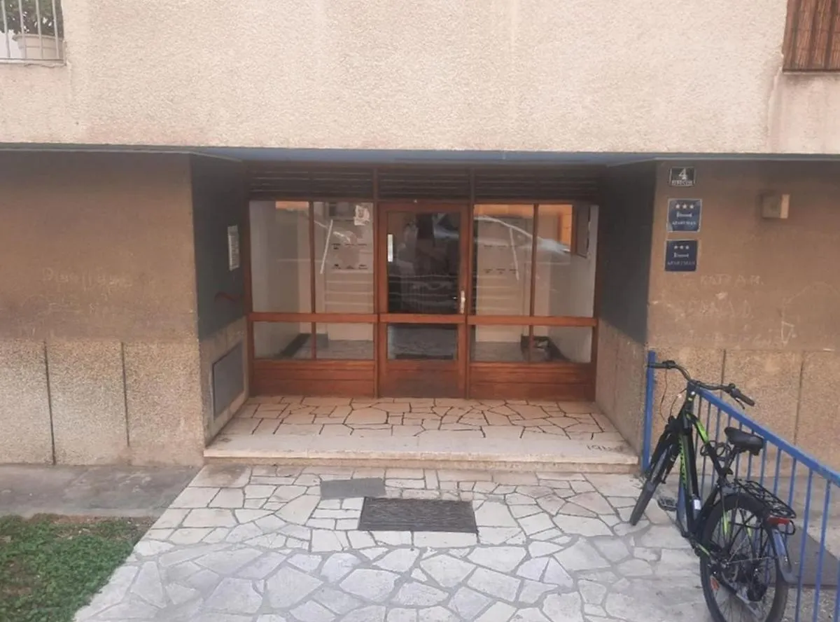 Apartments With Wifi Split - 20301